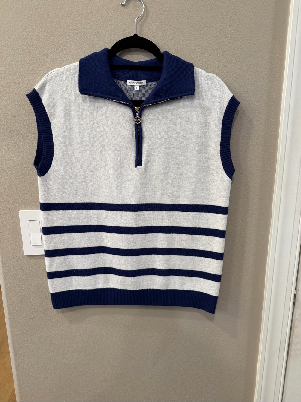 Mary Square Sleeveless Half-Zip Striped Knit Sweater - White & Navy NWOT Size S